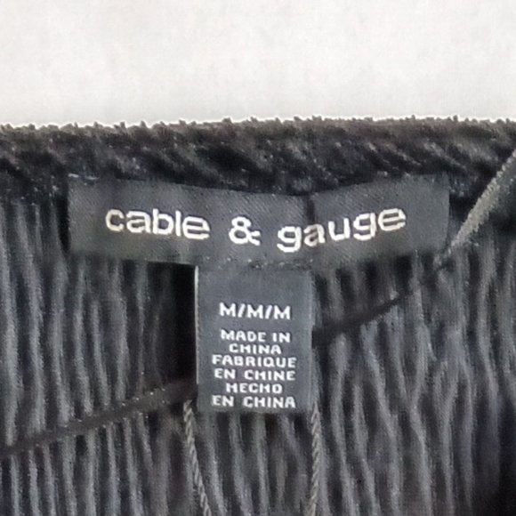 Cable & Gauge Womens Tunic. - Picture 8 of 8